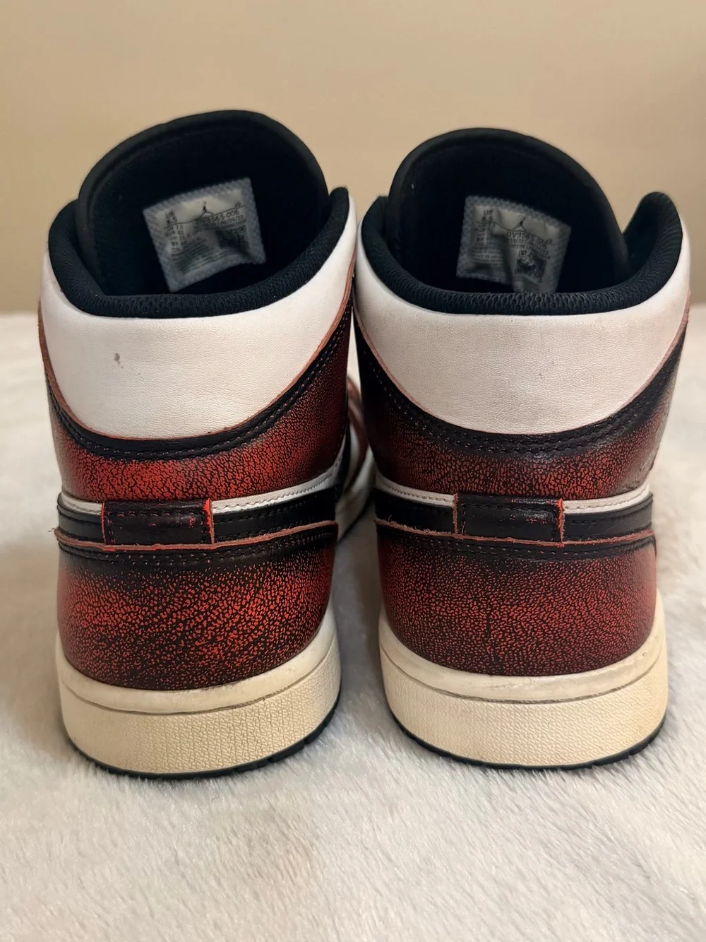 Jordan 1 Mid Wear-Away Infrared Chicago Men’s Size 8.5 - #DV9565-006